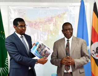 Midowaga afrika oo dawladda federaalka Soomaaliya ku wareejiyey warbixinta qiimayn lagu sameeyey ciidamada Soomaaliya