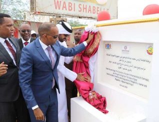 Qatar Starts $200 Million Road Projects in Somalia
