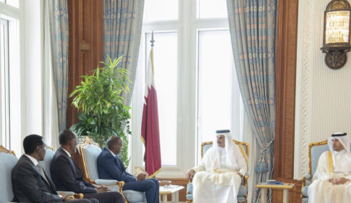 Qatar, Somalia discuss means to boost bilateral ties