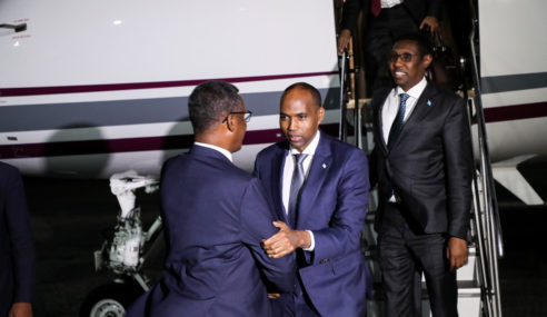 Prime Minister Khayre returns to the country after a trip to France, Belgium and Qatar