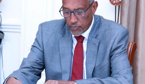 Madaxweyne Biixi oo Aasaasay Sanduuqa Horumarinta Dhalinyarada Somaliland