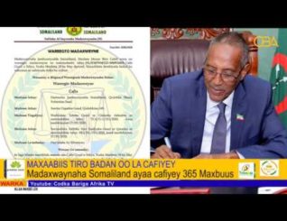 Madaxwayne Biixi oo cafis u fidiyey 365 Maxbuu