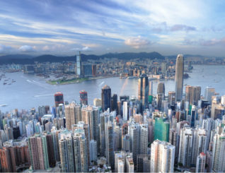 waa maxay sababtaChina uga digay Ingiriiska inay faraha kala baxaan Hong Kong?