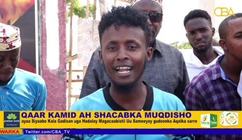 Qaar kamida shacabka muqdisho ayaa Siyaabo Kala Gadisan uga Hadalay Magacaabistii Aqalka sarre.