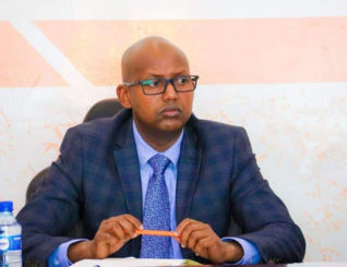 Xoghayaha guud ee Xisbiga WADDANI Ee Somaliland mudane Khadar Xuseen Cabdi ayaa sheegay in wakhtigan aanay muuqan guul loo dabaal daggo