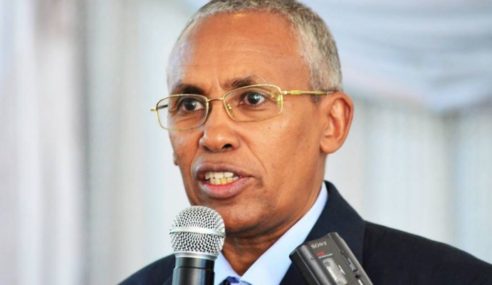 Wasiirka Wasaaradda Maaliyadda Somaliland Dr Sacad Cali Shirre Ayaa Shaaciyey In Hoos U Dhac Ku Yimi Miisaanadiyad Sannadeedka 2021ka  Oo Boqolkii.