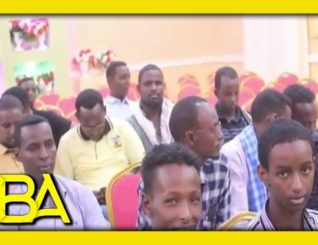 Mid Ka Mid ah Beelaha Daga Magalada Gaalkacyo Oo Cabasho Ka Mujisay QaabkaGolaha Deeganka Degmadaasi