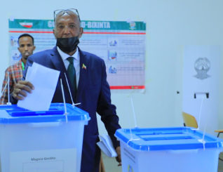 Somaliland decides as registered voters cast their ballots