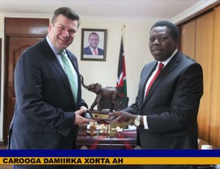 Dowladdaha Boqortooyada Ingiriiska iyo Kenya ayaa ka xaajooday Xoojinta Iskaashiga Difaac labada dal