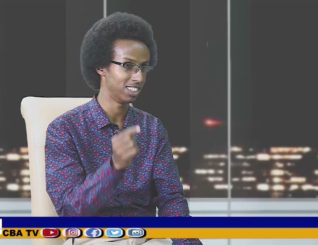 Barnaamijka Hal-abuur: Nabadda iyo Suugaanta. Hal-abuur Maxamed Xuseen Colaad.