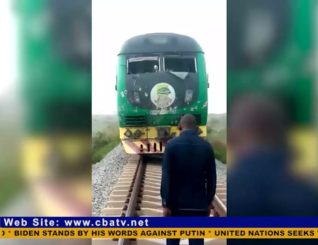 Gunmen attack Nigeria train with hundreds on board