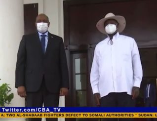 Sudan: Ugandan president mediates Sudan crisis.