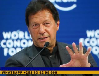 Raysalwasaaraha Pakistan oo laga yaabo in berri xukunka laga tuuro + wararkii ugu dambeeyay.