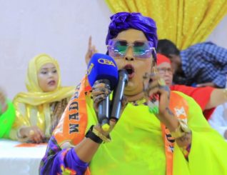 ”Cabdiraxmaan Cirro marabo inuu dalkiisa dagaal ka rido ee wuxuu rabaa waxa uu xaq u leeyahay….”