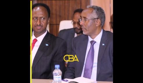 Maanta ookale waa maalintii laga dhabeyn lahaa heestii aheyd Somaliyay Toosoo Toosoo isku tiirsanaada”