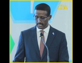 Wasiir Ku Xigeenka Ganacsiga Soomaaliya ayaa akhriyay qodobo muhiim ah oo ku saabsan maalgashiga