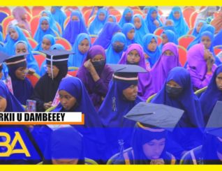 Markiska Al Imaamu maliki ayaa munaasibad u qabtay arday dhamaysatay Xifdiga Quraanka kariimka.