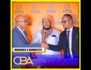 Siyaasi Mawliid Muumin oo maalmo ka hor ka baxey Urur Siyaasadeedka Waaberi ayaa ku biirey Waddani!