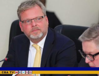 Madaxweynaha soomaliya oo kulan la qaatay safiirka midowga yurub ee somaliya iyo qaar kamaidah