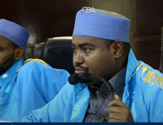 Guddoomiyaha Maxkamadda Gobolka Banaadir ayaa su’aalo adag weydiiyey ………