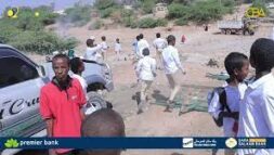 Qaar kamid ah shacabka Burco ayaa si weyn usoo dhaweeyay Shirkada Telesom oo Burco ka hirgalinaysa