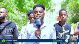 Fananiin Markii u horaysay ka hadlay Buuga Mayal oo Burco lagu soo bandhigaayo.