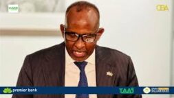 Maraykanka iyo Kenya wada saxeexday heshiis is-afgarad militari ah.