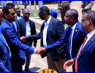 Degdeg: Wefti wasiiro ah oo ka tirsan Dawlad Deegaanka Soomaalida ayaa soo gaadhay Somaliland.