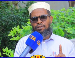 “Gabadhu inay dharka ragga xidhato sax maaha, Rasuulkuna SCW wuu nacdalay” Sh. Cabdillaahi Iid, oo ka hadlay hablaha xidha surwaalada.