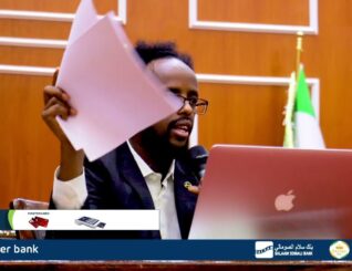 Golaha Wakiilada Somaliland oo loo ballansanaa ansixinta Xeerka Rahanka iyo Hantida Ma-guurtada ah ayaa baaqday kadib markii ay qayb xildhibaano ah ka biyo diideen wax-ka-bedel lagu sameeyay xeerka.