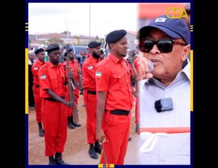 Madaxwaynaha JSL ayaa xadhiga ka jaray Xarunta Damdemiska ee Degmada Sheekh