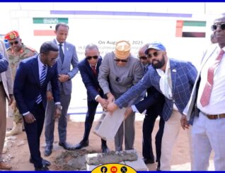 Madaxwayne Cirro oo Burco u dhagax dhigay Cisbitaalkii ugu balaadhan gayiga Somaliland oo uu imaraadka carabtu ugu deeqay JSL.