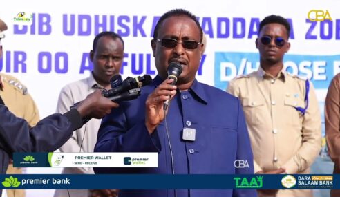 Gudoomiyaha Banaadir ayaa xadhiga ka jaray dib u dhis iyo dayactir lagu sameeyey wadada Soobe ilaa Lambar Afar.