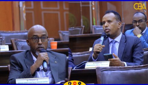 Kaabis & waxka-bedel lagu sameeyay Xeerka Booliska & Golaha Wakiillada oo dood dheer ka yeeshay