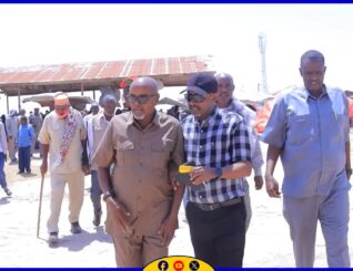 Maamulka gobolka Maroodijeex iyo Dawladda Hoose Hargeysa ayaa booqdey Sayladda Xoolaha ayaa digiin culus u diray dadka xoola suntada iibka ka hor