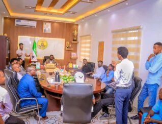 Somaliland’s Minister of Youth and Sports Meets with Hearing-Impaired Youth from Awdal and Maroodi-jeex Regions