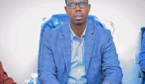 Director of Treatment and Care at SOLNAC Distributes Food Aid to People Living with HIV/AIDS Across Somaliland