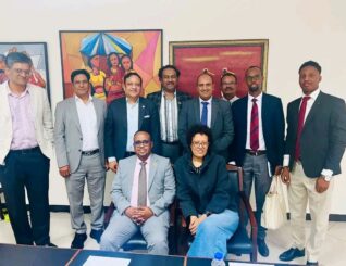 The Minister of Commerce and Tourism of the Republic of Somaliland, Advocate Abdirahman Hassan Nour, held an important meeting in Addis Ababa with some of Ethiopia’s top business leaders.