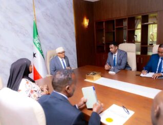 The President of the Republic of Somaliland Holds Meeting with the Lord Mayor of Sheffield, UK