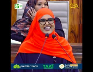 Dood: Xildhibaanada Baarlamaanka Soomaaliya ku kala aragti duwanaaday sharciga caruurta Soomaaliya