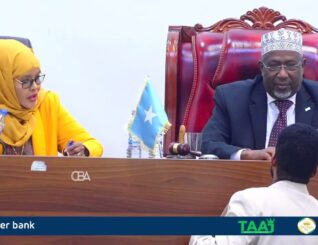 Guddoonka Baarlamaanka Soomaaliya ayaa amar ku bixiyey in si toos ah bulshada loogu soo bandhigo xildhibaannada aan xaadirin kulamadooda.