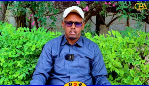 Siyaasi Maxamed Aadan ayaa soo dhaweeyay heshiiska Somaliland iyo Puntland