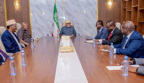 Madaxweynaha Jamhuuriyadda Somaliland oo Kulan Xog-warran ah la yeeshay Shir-guddoonka Labada Gole Qaran iyo Guddoomiyaha Maxkamadda Sare