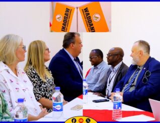 Xisbiga Waddani iyo wefti ka socday Sweden ayaa Hargeysa ku yeeshay shir lagu xoojinayo wada shaqeyn siyaasadeed