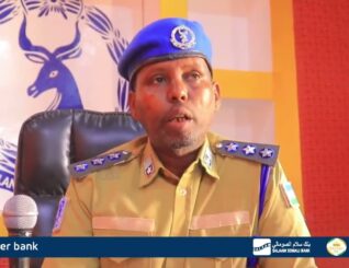 Booliska Mudug ayaa dejiyay haween ka cadhaysan gabadh lagu dilay Gaalkacyo