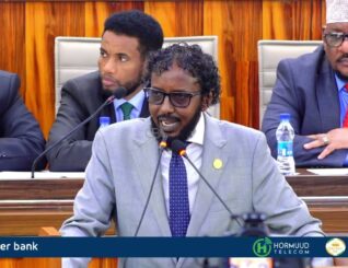 “Ciidanka Soomaaliya 2019 ayaa ugu dambeysay kabo iyo dhar ay ku hawlgalaan”Xildhibaan Axmed Cabdi.