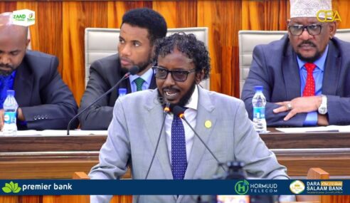 “Ciidanka Soomaaliya 2019 ayaa ugu dambeysay kabo iyo dhar ay ku hawlgalaan”Xildhibaan Axmed Cabdi.