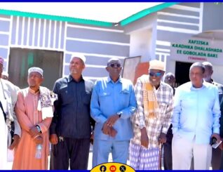 Culimada Gobolka Togdheer ayaa ku baaqay in kiiska macalinka loo daayo maxkamadaha.