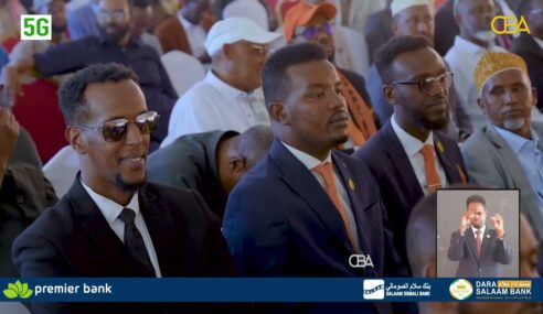 Madaxweynaha JSL mudane Cabdiraxmaan maxamed Cabdilaahi Ciro ayaa maanta xadhiga ka jaray Xarunta shacabka ee xisbiga waddani