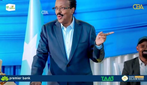 Madaxweyne hore Farmaajo oo Villa Somaaliya ka dalbaday in doorashada waqtigeeda lagu qabto.